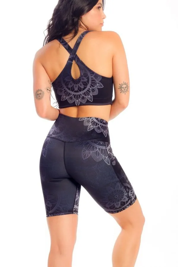 Top Alana
